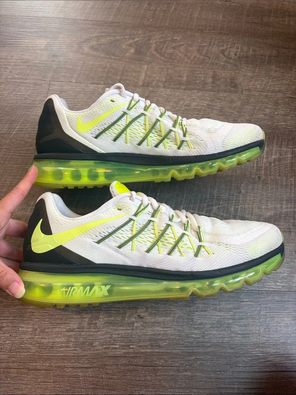 Nike Air Max Running Shoes Men’s 11 White Volt Sneakers 698902-107